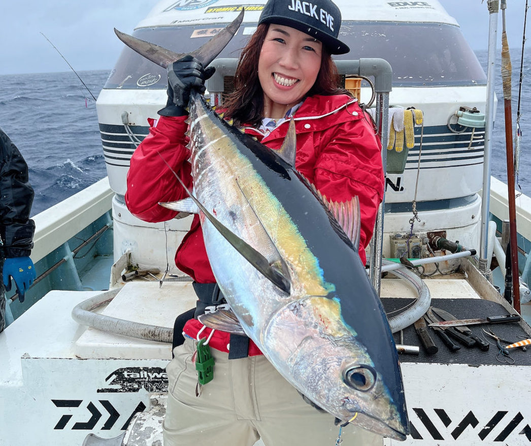 メバチマグロ（多数）タマン１匹、根魚（多数）